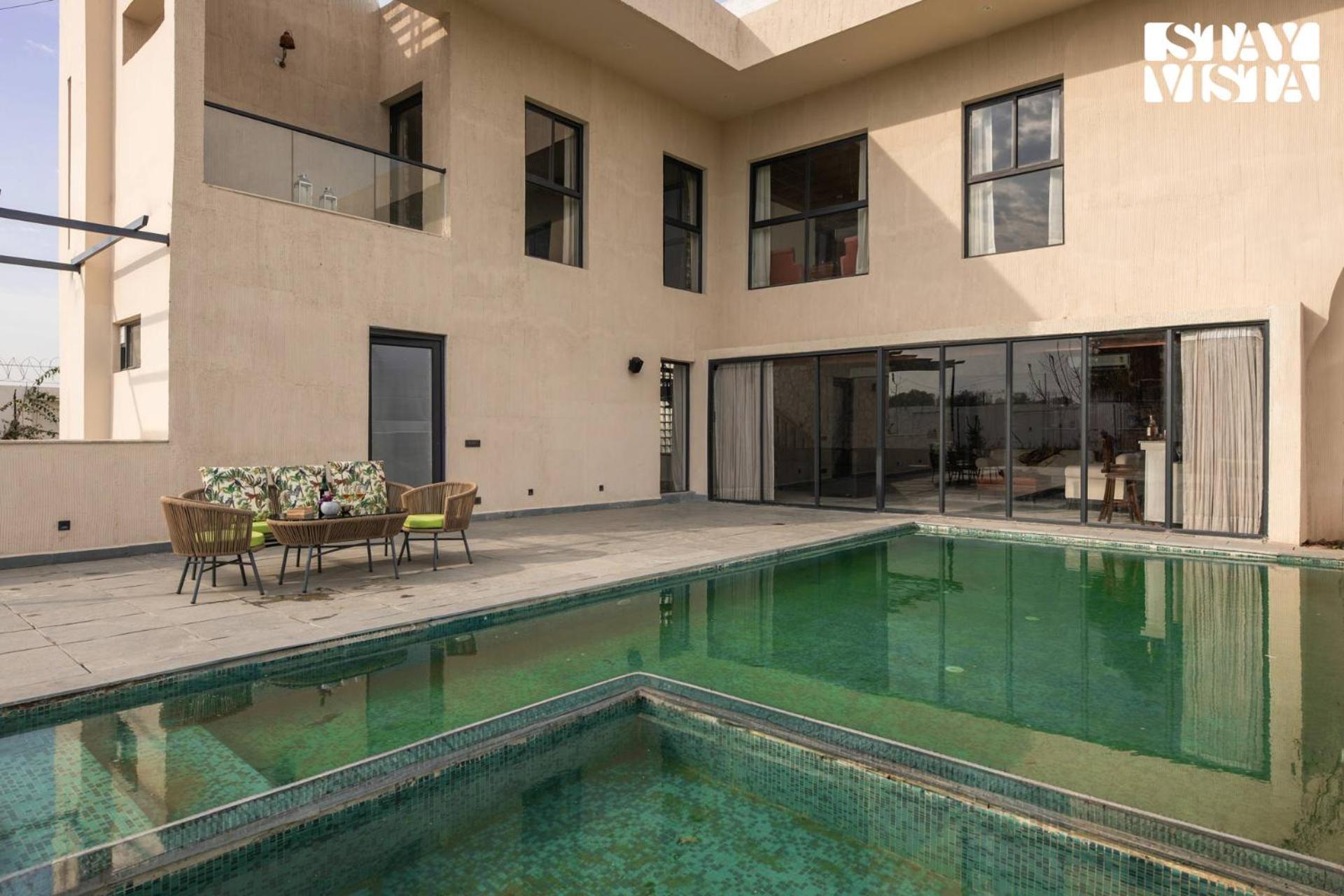 Stayvista'S The Sweet Life - 5Bhk Farm-View Pet-Friendly Villa With Outdoor Pool Sohna Dış mekan fotoğraf