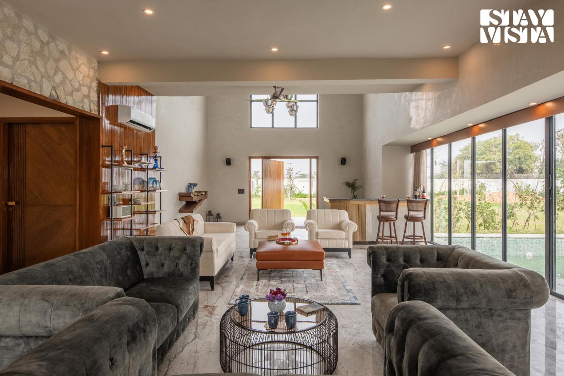 Stayvista'S The Sweet Life - 5Bhk Farm-View Pet-Friendly Villa With Outdoor Pool Sohna Dış mekan fotoğraf
